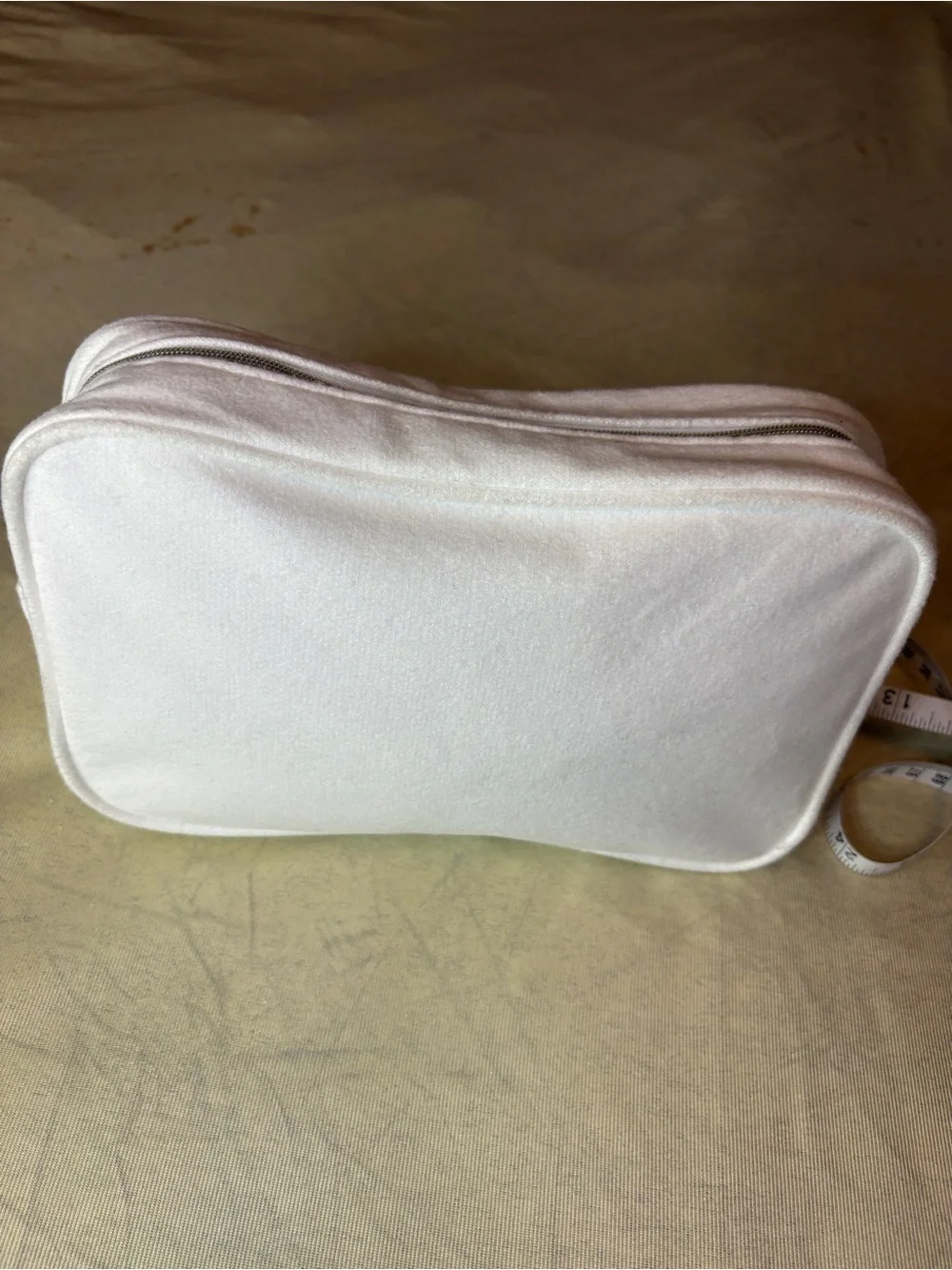 CHANEL Beauté White Cosmetic Pouch